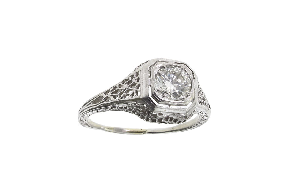 18K FILIGREE DIAMOND SOLITAIRE 145606