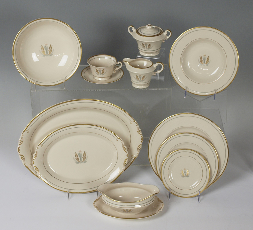SYRACUSE FINE CHINA IN THE GOVERNOR 145669