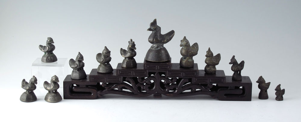 GROUP OF 12 BRONZE FIGURAL OPIUM 1456a9