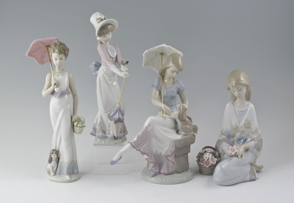 LLADRO PORCELAIN SOCIETY FIGURINES  1456d9