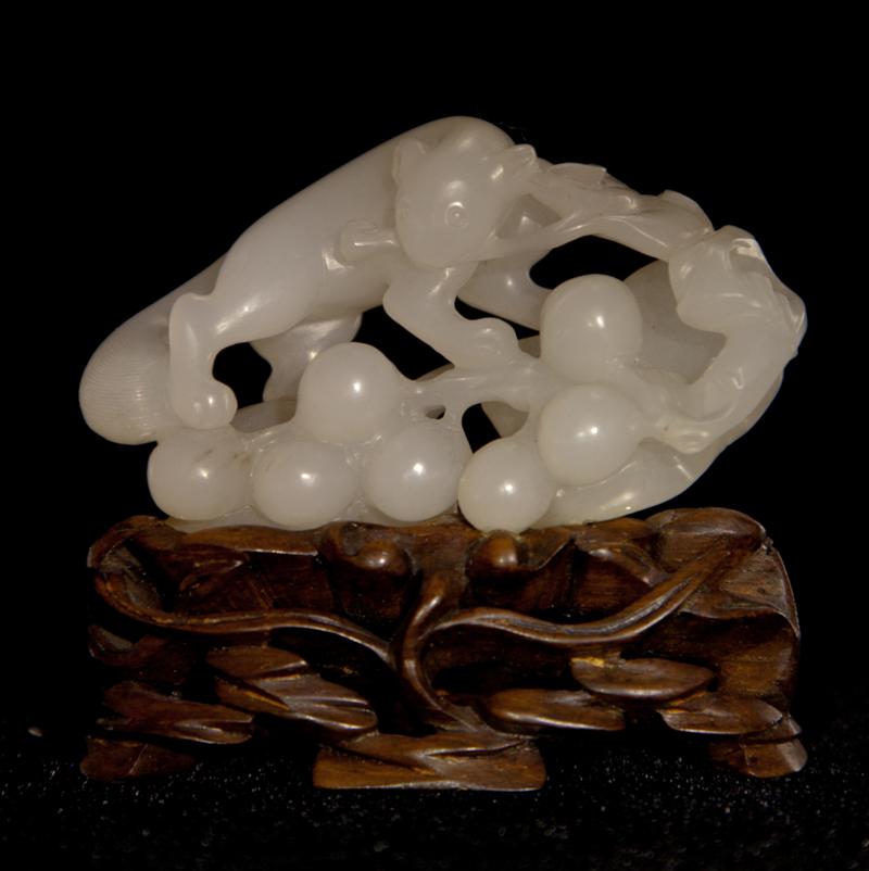 CHINESE WHITE JADE SQUIRREL AND 145720