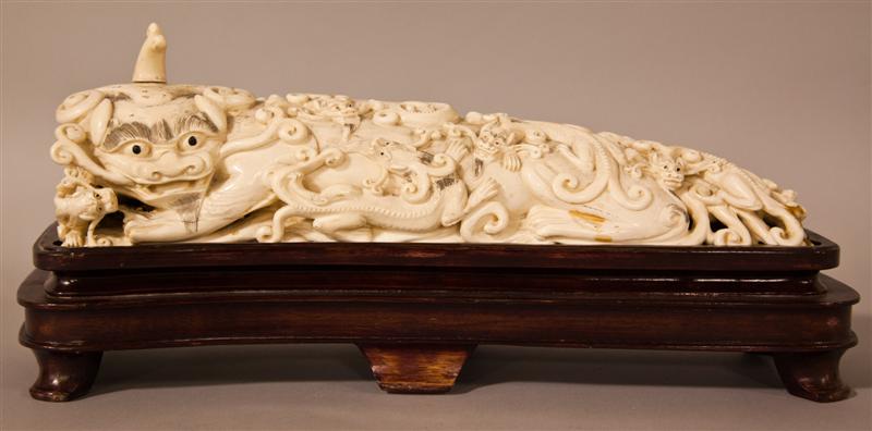 CHINESE IVORY RECUMBANT BUDDHISTIC 14572b