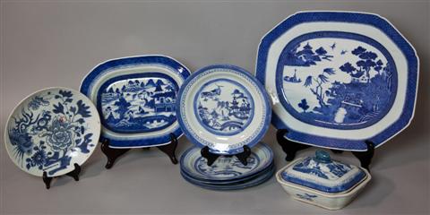GROUP OF CHINESE BLUE AND WHITE 145742