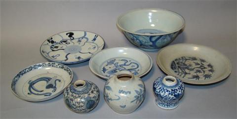 GROUP OF CHINESE KRAAK WARE Ming dynasty