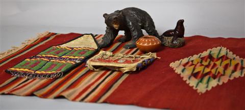 GROUP OF NATIVE AMERICAN ITEMS 1457b4