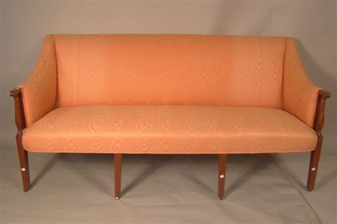 FEDERAL STYLE MAHOGANY SETTEE the 1457e7