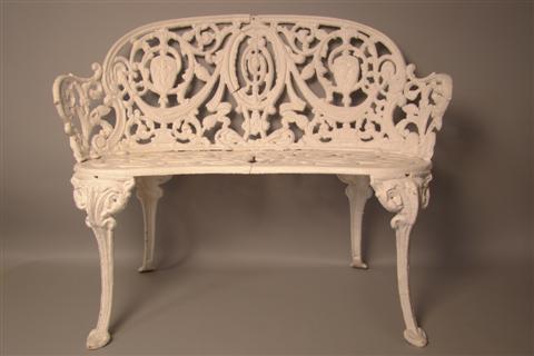 WHITE-PAINTED CAST METAL BENCH