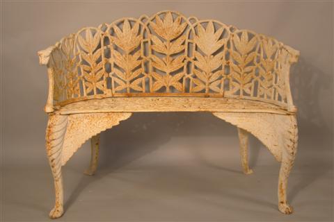 WHITE WROUGHT IRON BENCH WITH LEAVES 1458fe