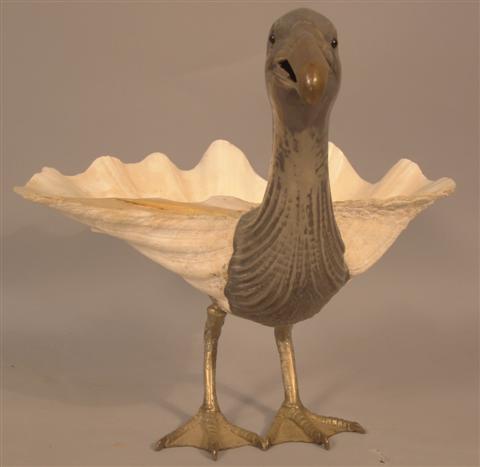 SCALLOP SHELL METAL MOUNTED SEAGULL 145923