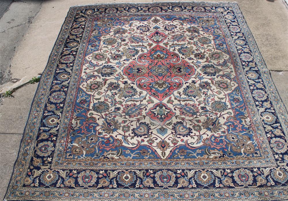 LARGE PERSIAN MEDALLION RUG blues 145a37