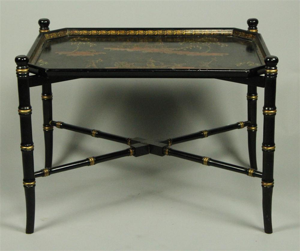 CHINOISERIE BLACK AND GILT PAINTED 145ae6