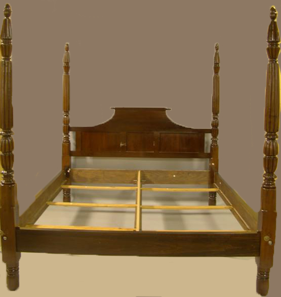 WILLIAM IV STYLE FOUR POSTER MAHOGANY