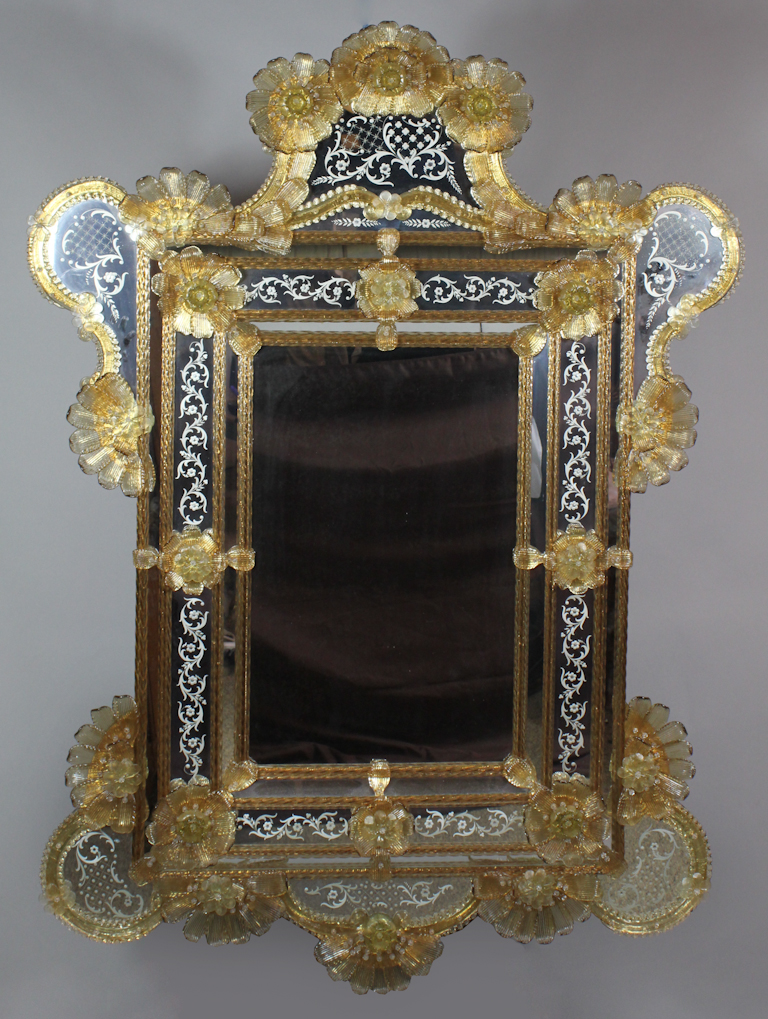ITALIAN PAINTED AND PARCEL GILT 14821a