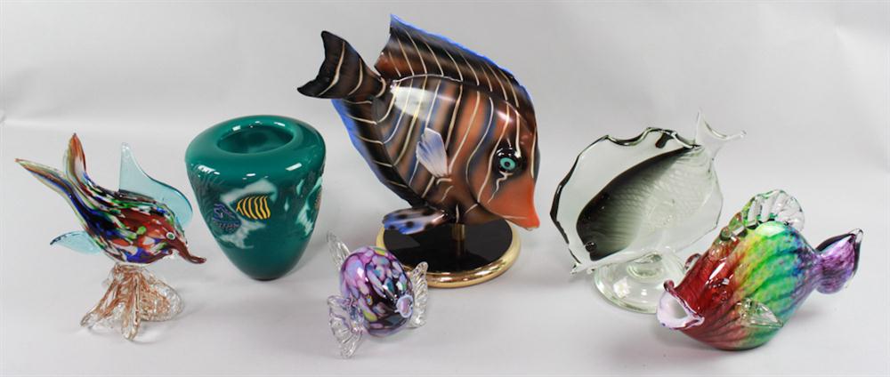 THREE VENETIAN STYLE HANDBLOWN 148271