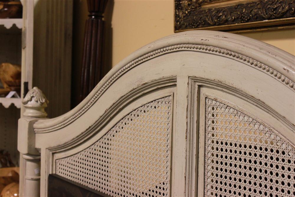 CONTINENTAL STYLE WHITE PAINTED BEDSTEAD