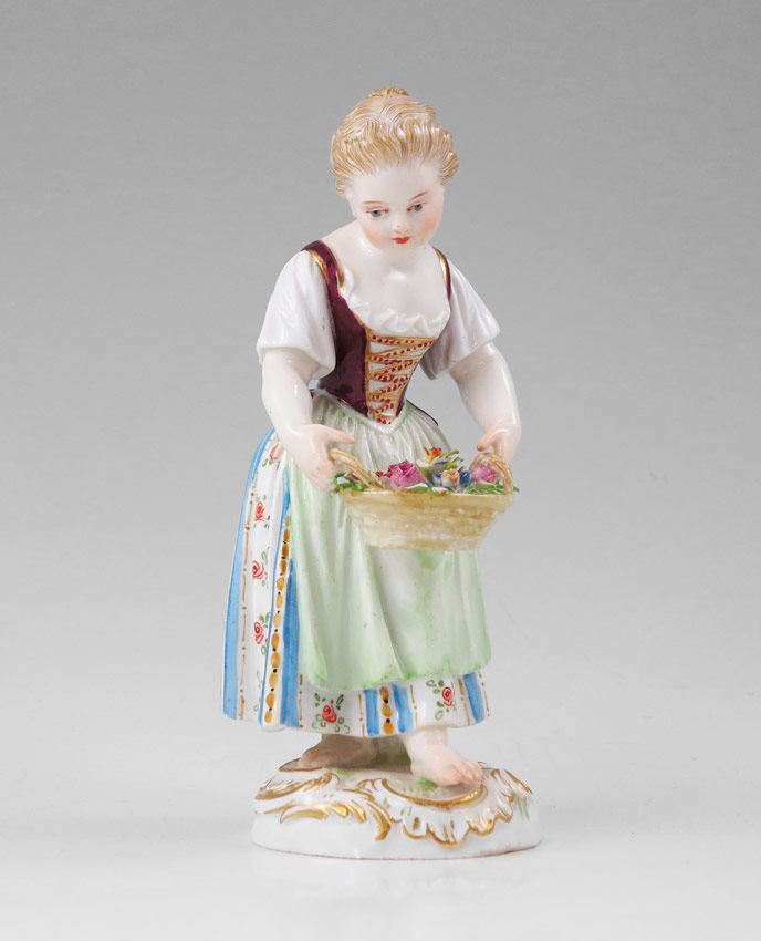 MEISSEN PORCELAIN FIGURINE: Barefoot