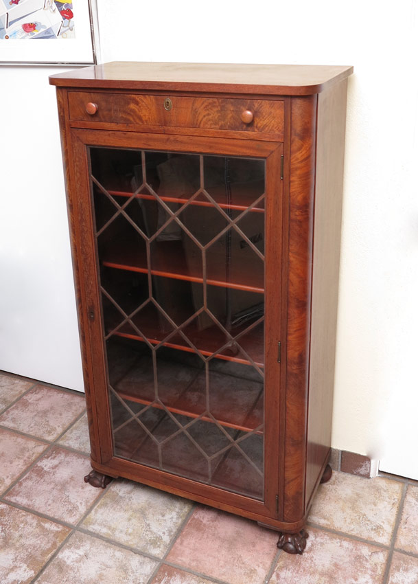 VICTORIAN WALNUT SINGLE DOOR BOOKCASE  14842d