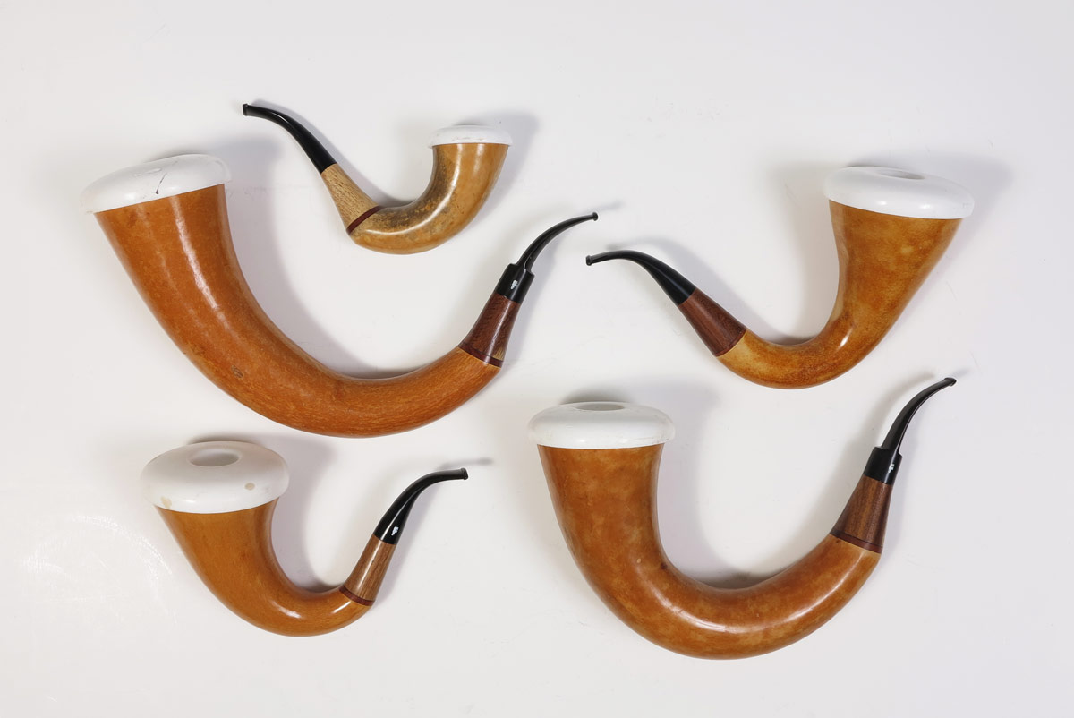 5 CALABASH PIPES Each with a gourd 1484a3