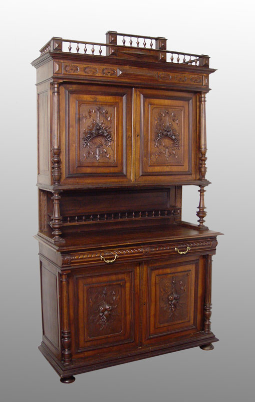 LATE 19TH C CARVED WALNUT COURT
