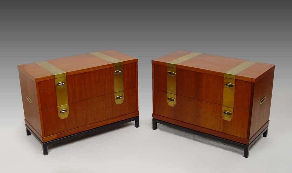 PAIR HENREDON CAMPAIGN STYLE CHESTS: