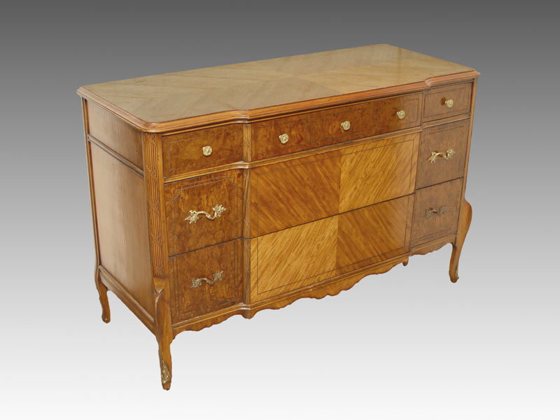 1920 S FRENCH STYLE 3 DRAWER CHEST  148640