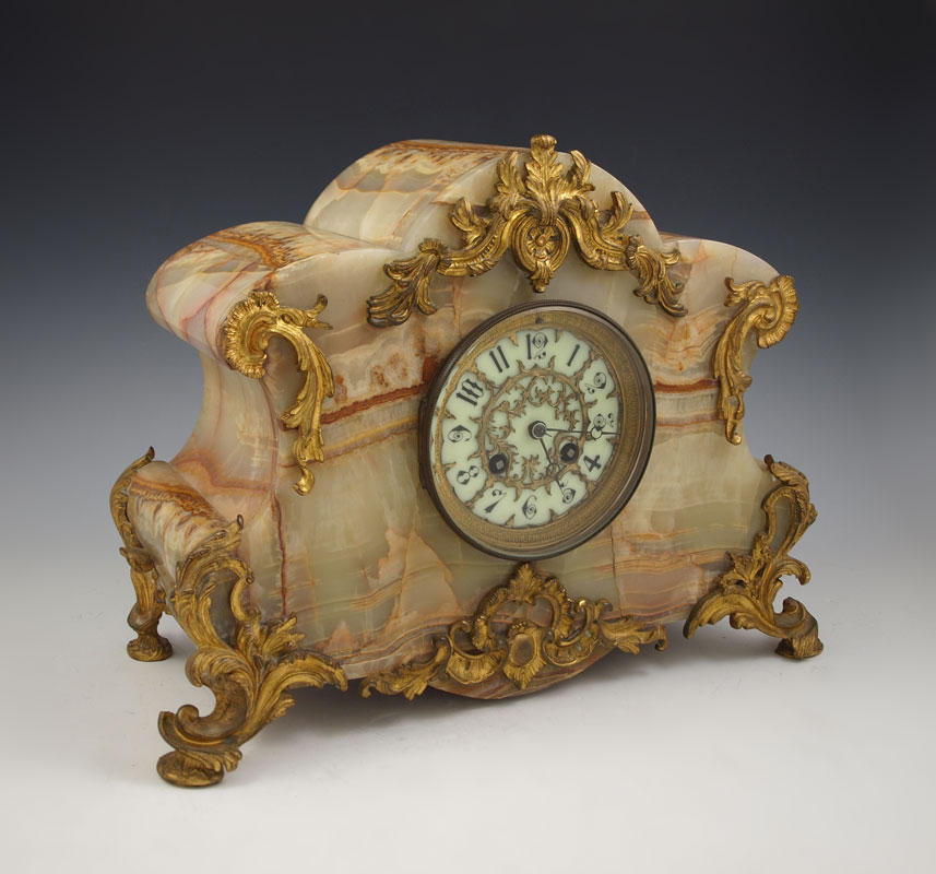 FRENCH MARBLE ORMOLU MANTLE CLOCK  14864e