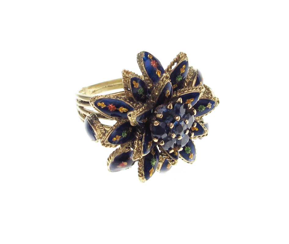 18K ENAMEL AND SAPPHIRE RING: 18K