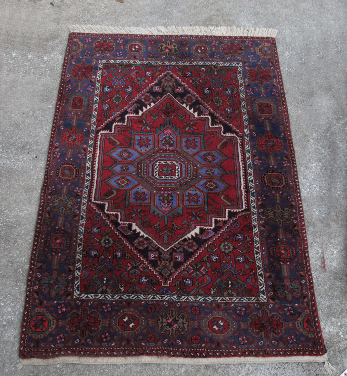 IRANIAN HAND KNOTTED WOOL RUG 3'