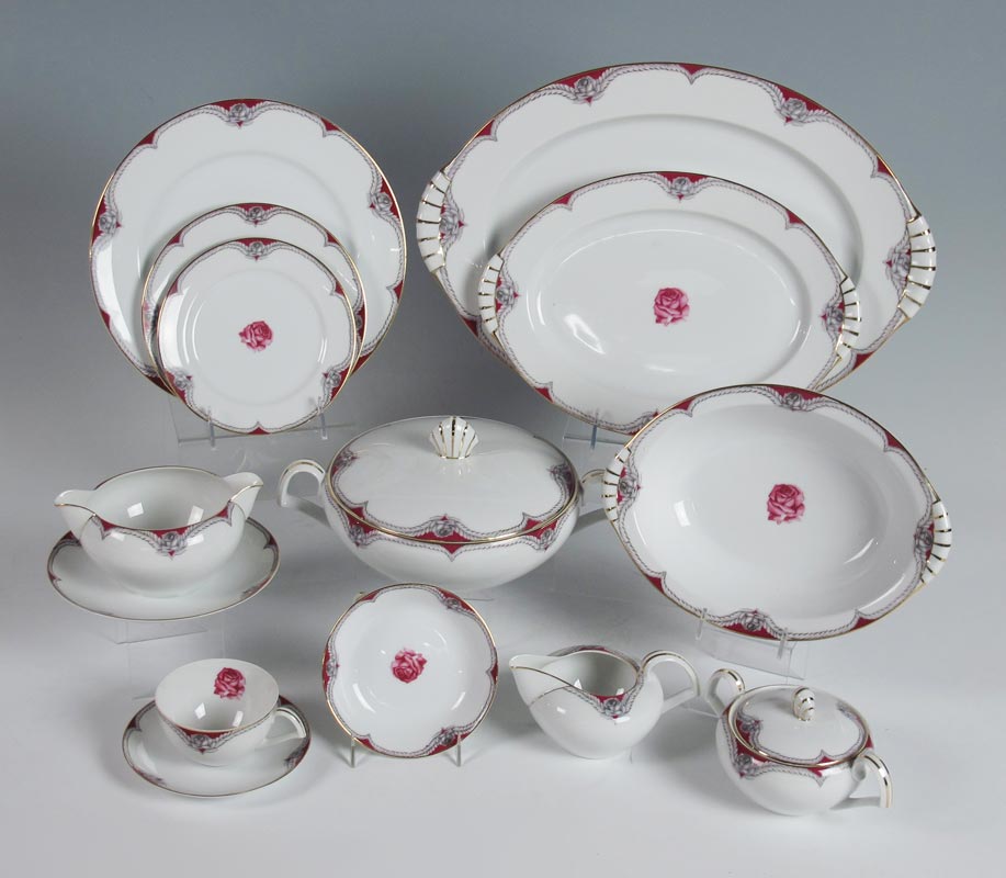 NARUMI VICTORY PATTERN FINE CHINA: