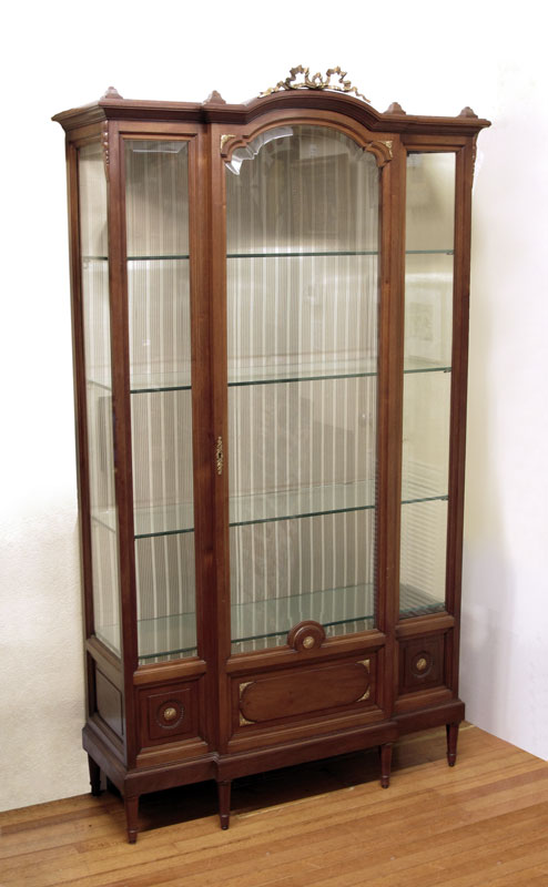 FRENCH STYLE DISPLAY CABINET Beveled 148927