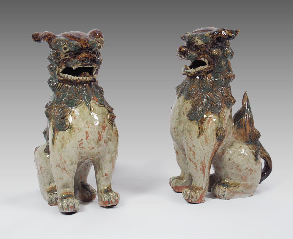 PAIR OF POLYCHROME POTTERY FOO 148956