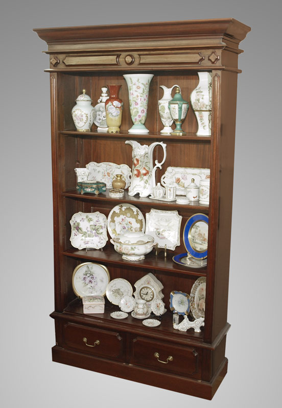 TALL MAHOGANY BOOKCASE: Open shelf