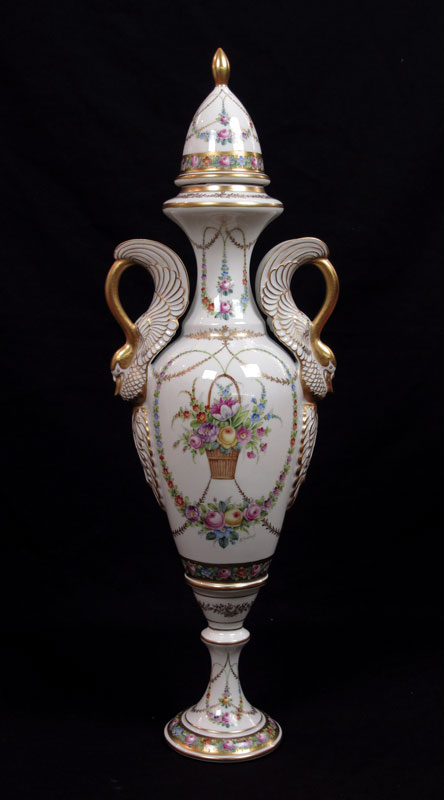 STUDIO PAINTED FRENCH LIMOGES PORCELAIN 148a06