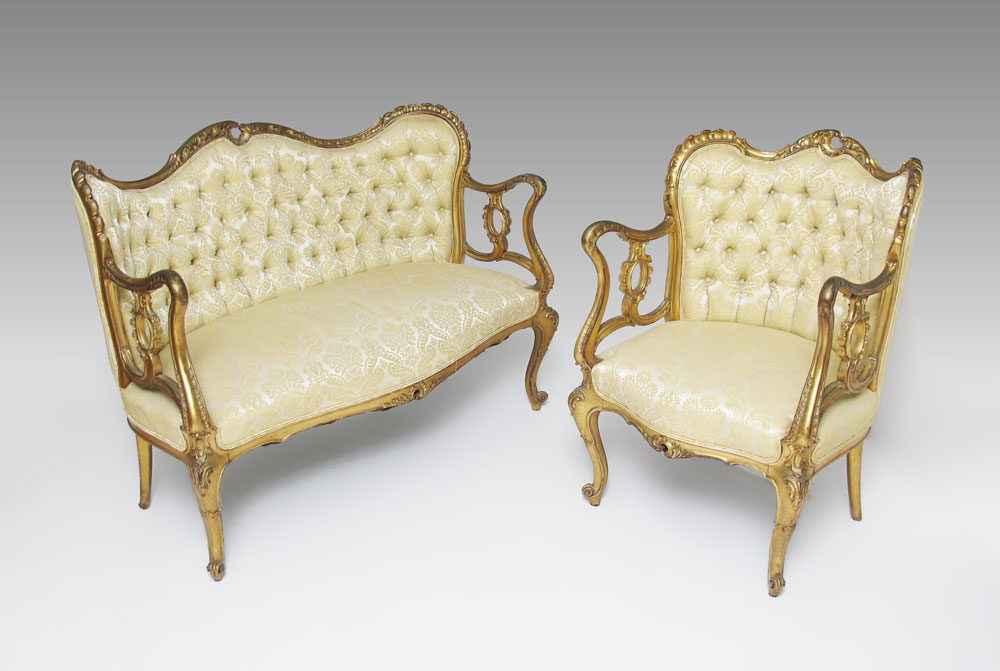 LOUIS XV STYLE GOLD GILT SETTEE 148b4f