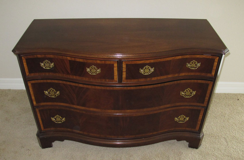 HICKORY AMERICAN MASTERPIECE DRESSER  148ba6