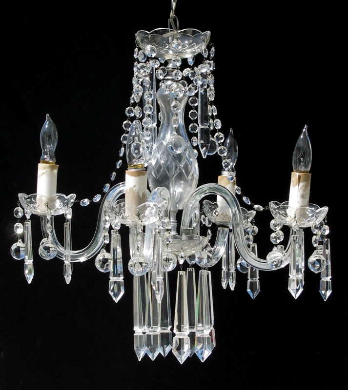 A PETITE CRYSTAL CHANDELIER: 4