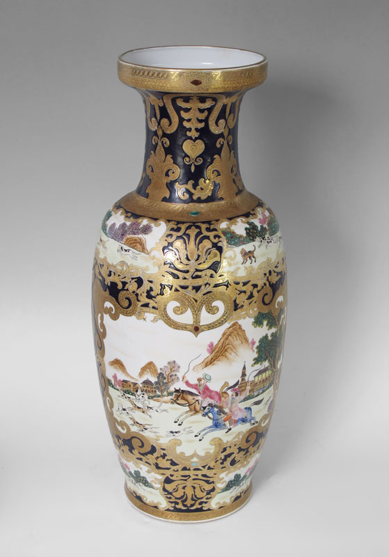 LARGE CHINESE EXPORT VASE CIRCA 148bf5