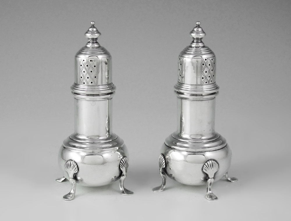 PAIR STERLING PEPPER SHAKERS Unknown 148bed