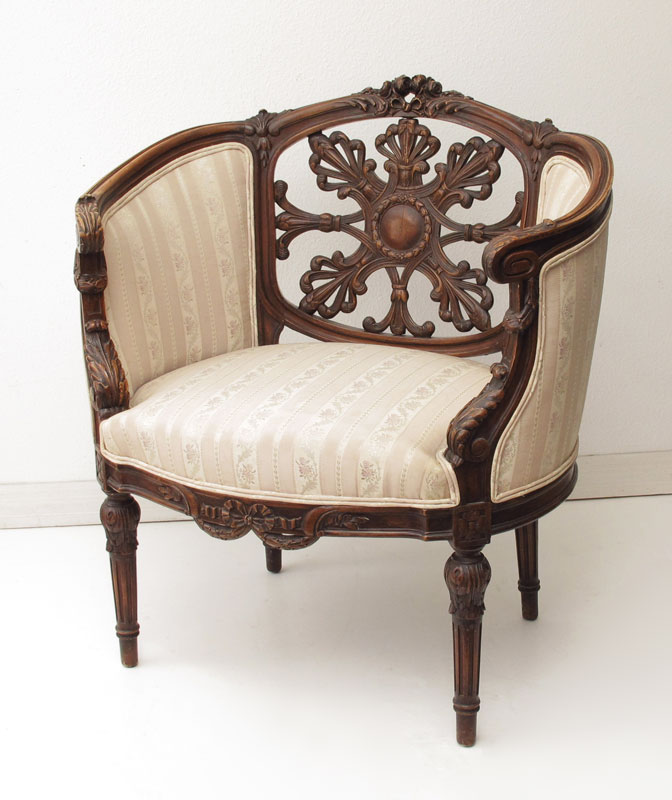 FRENCH CARVED BARREL BACK CHAIR: