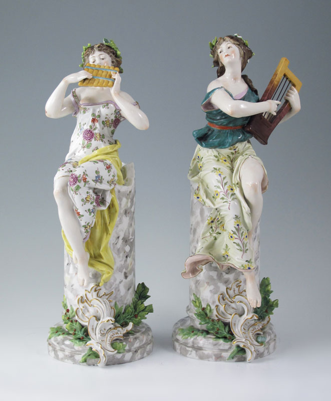 EARLY CAPODIMONTE MUSICAL FIGURINES  148c48