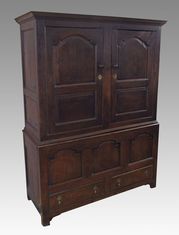 EARLY 18TH CENTURY ENGLISH OAK