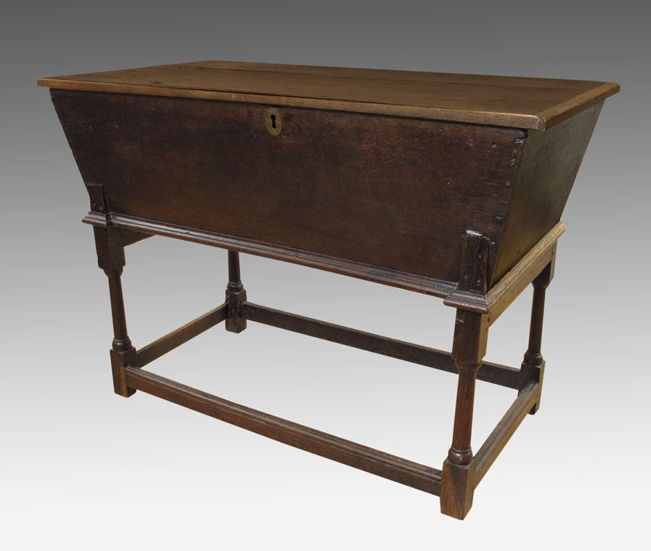 18TH C ENGLISH OAK LIFT TOP DOUGH 148d10