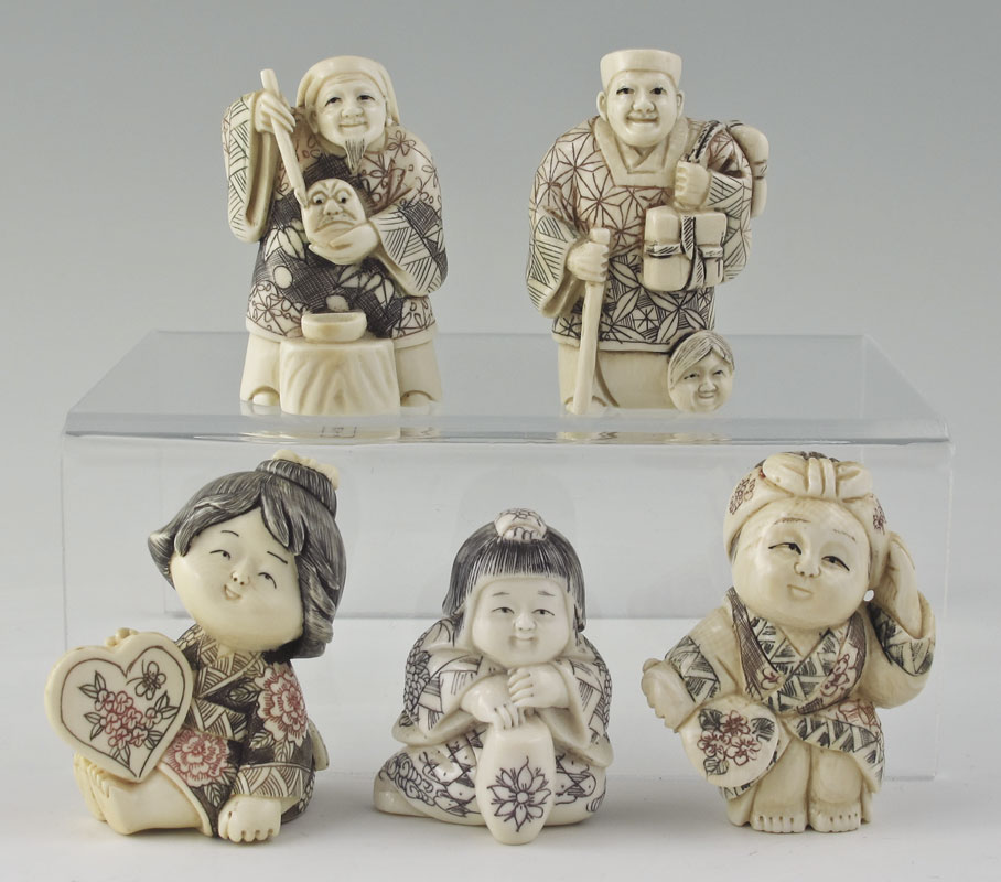 5 PIECE CARVED IVORY FIGURAL NETSUKE  148fb2