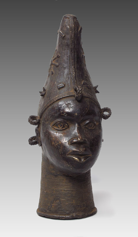 BENIN AFRICAN SCULPTURE OF QUEEN 148fbb