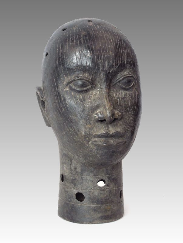 NIGERIAN AFRICAN BRONZE HEAD SCULPTURE  14900f