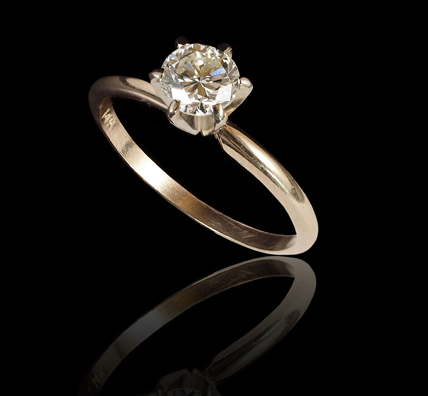 14K TIFFANY STYLED DIAMOND SOLITAIRE