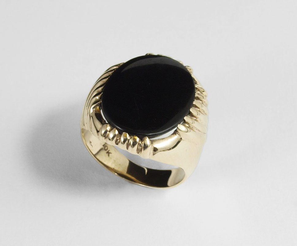 MENS 10K ONYX RING 10K yellow 14923a