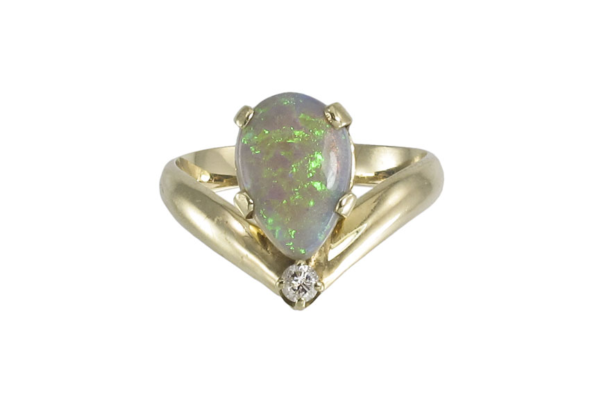 18K OPAL DIAMOND RING 18K yellow 1492a7