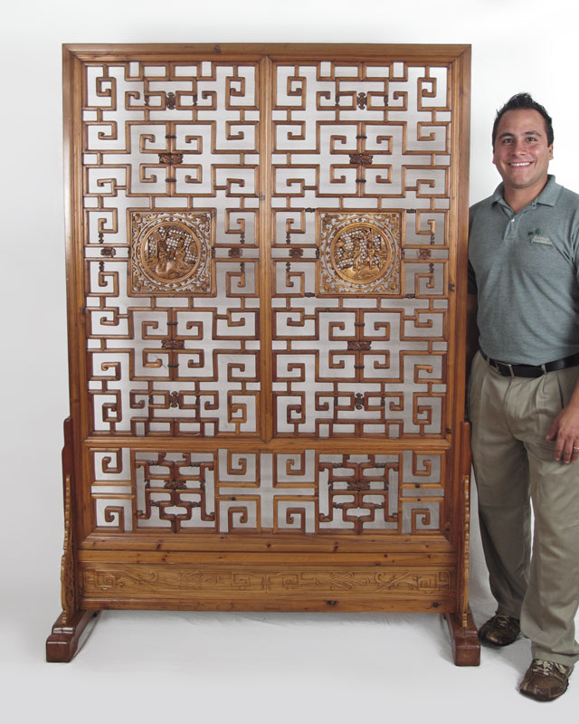 CHINESE CARVED FLOOR SCREEN Carved 1492d0