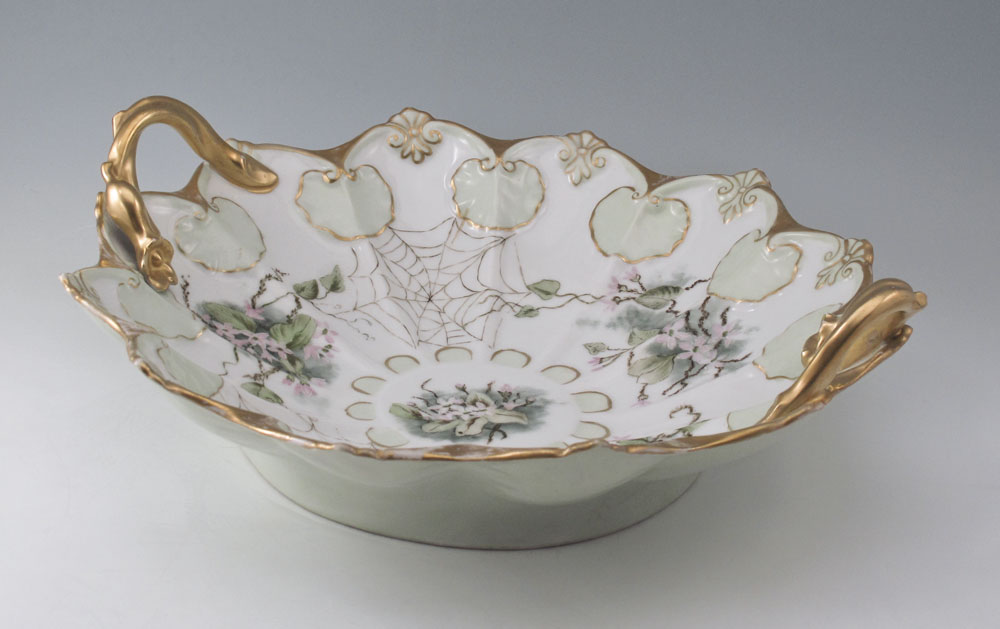 FRENCH LIMOGES HAND PAINTED CENTER